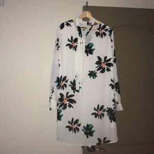 WhoWhatWear White Floral Dress